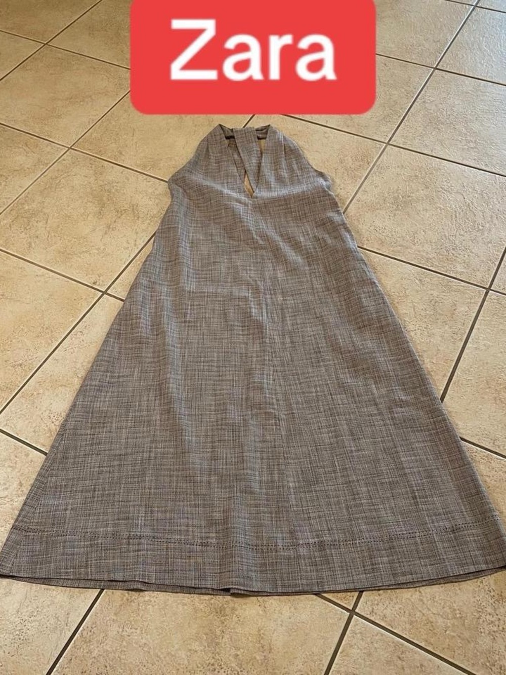 Zara Tweed-Texture Sleeveless Dress in Light Gray and Black